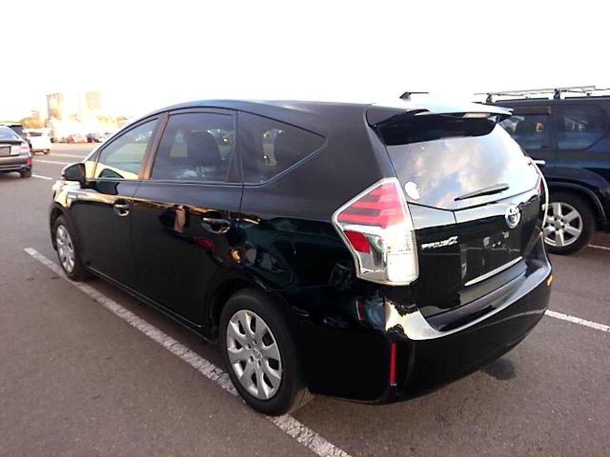 Toyota Prius Alpha stock #33090