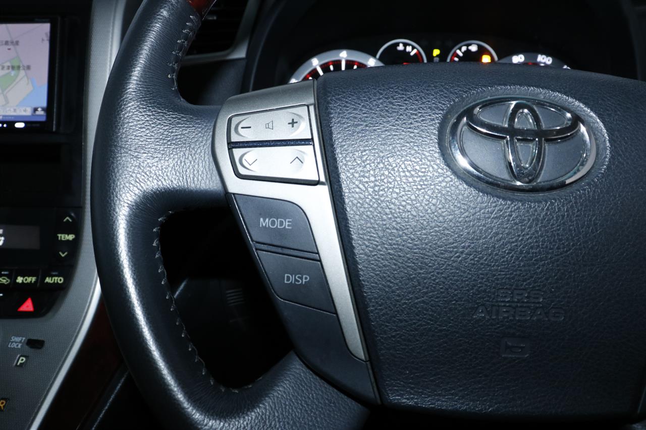 Toyota Alphard stock #32448