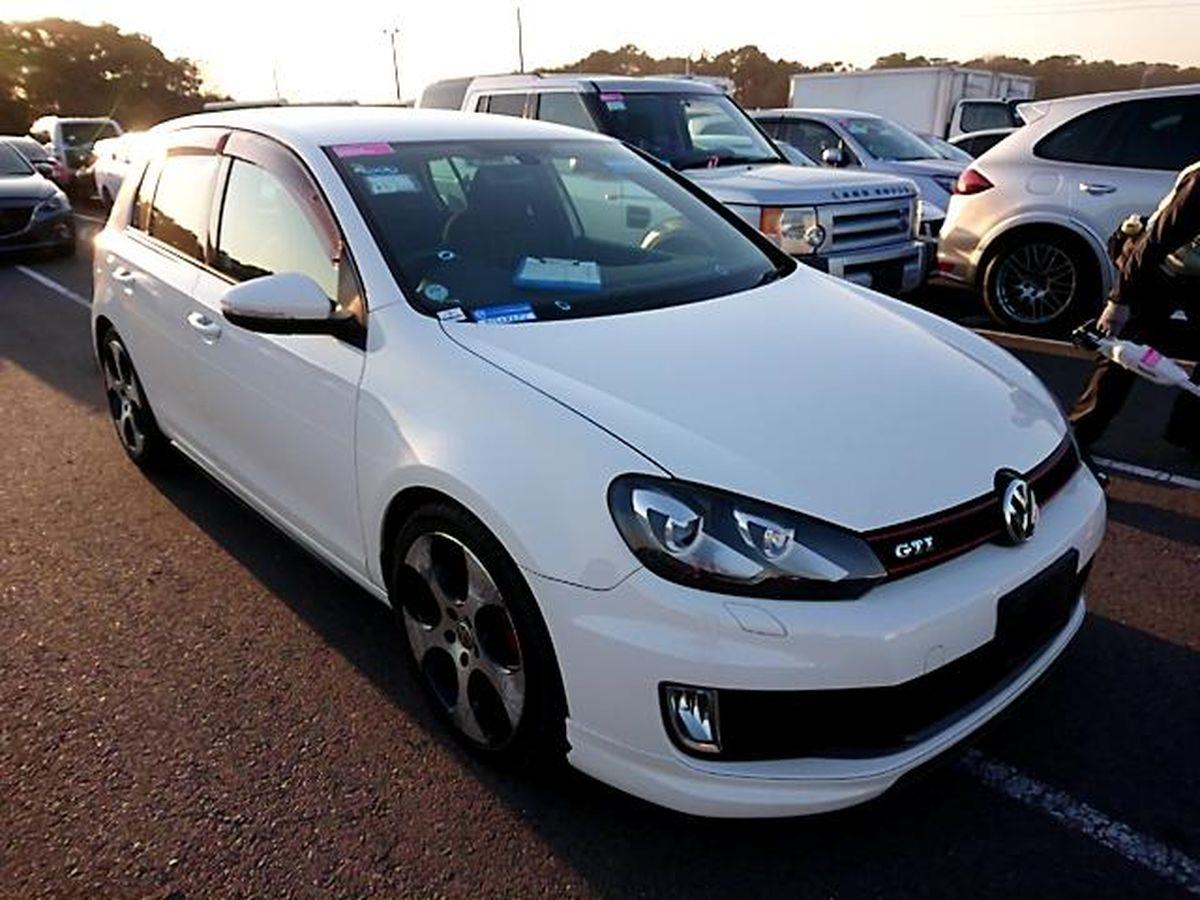 Volkswagen Golf stock #33064