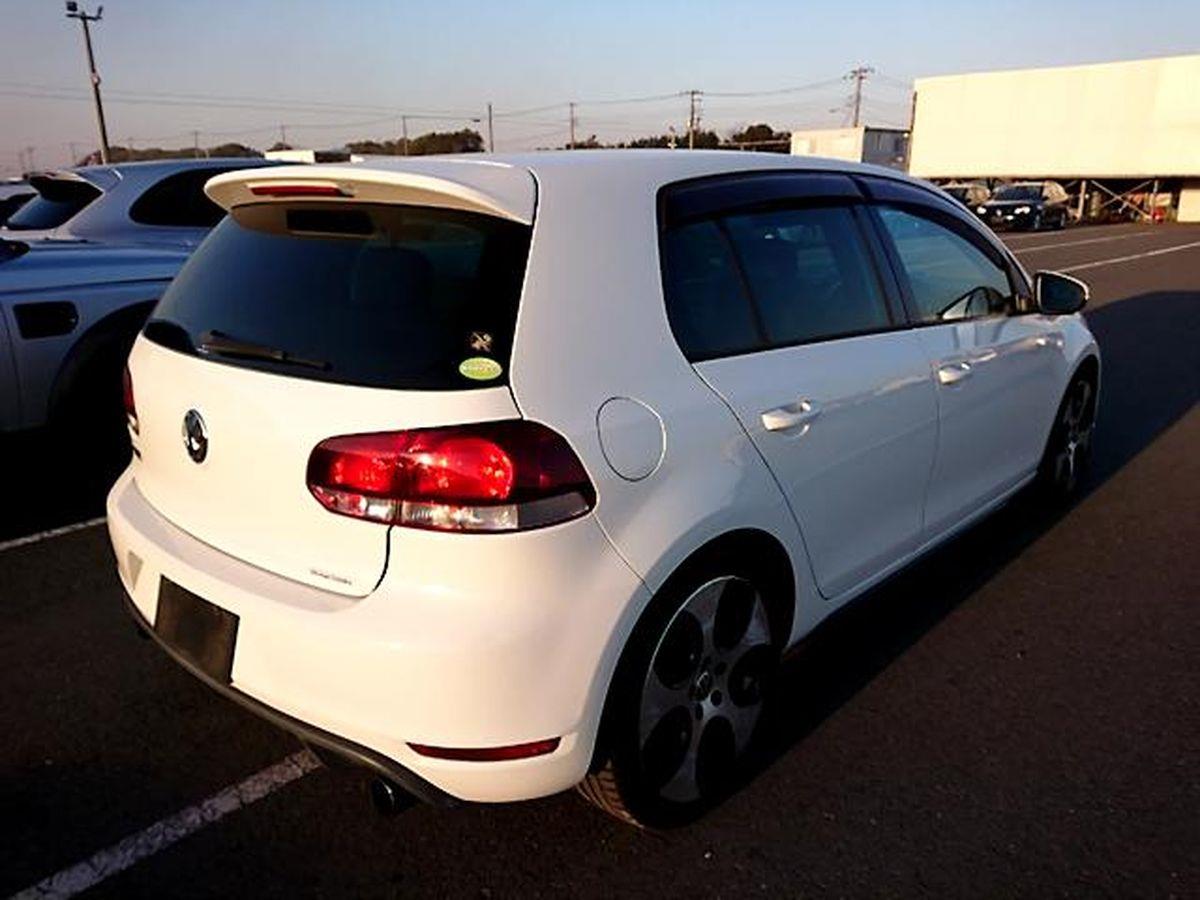 Volkswagen Golf stock #33064