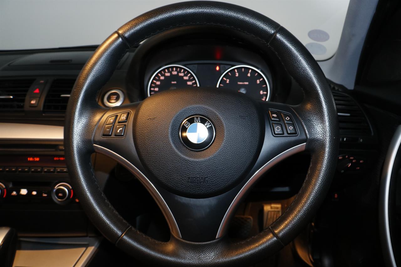 BMW 120i stock #32601