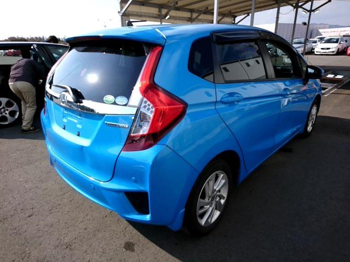 Honda Fit Hybrid stock #33120