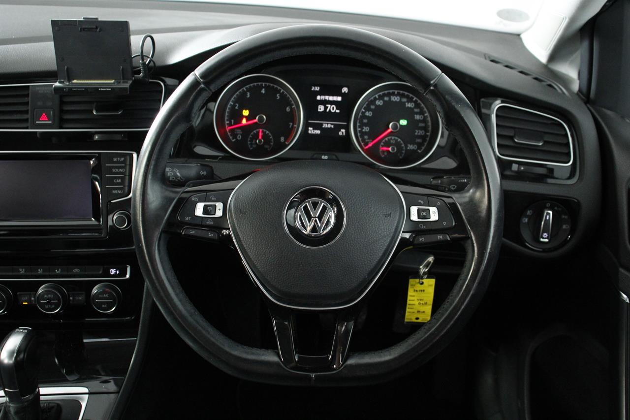 Volkswagen Golf stock #34178