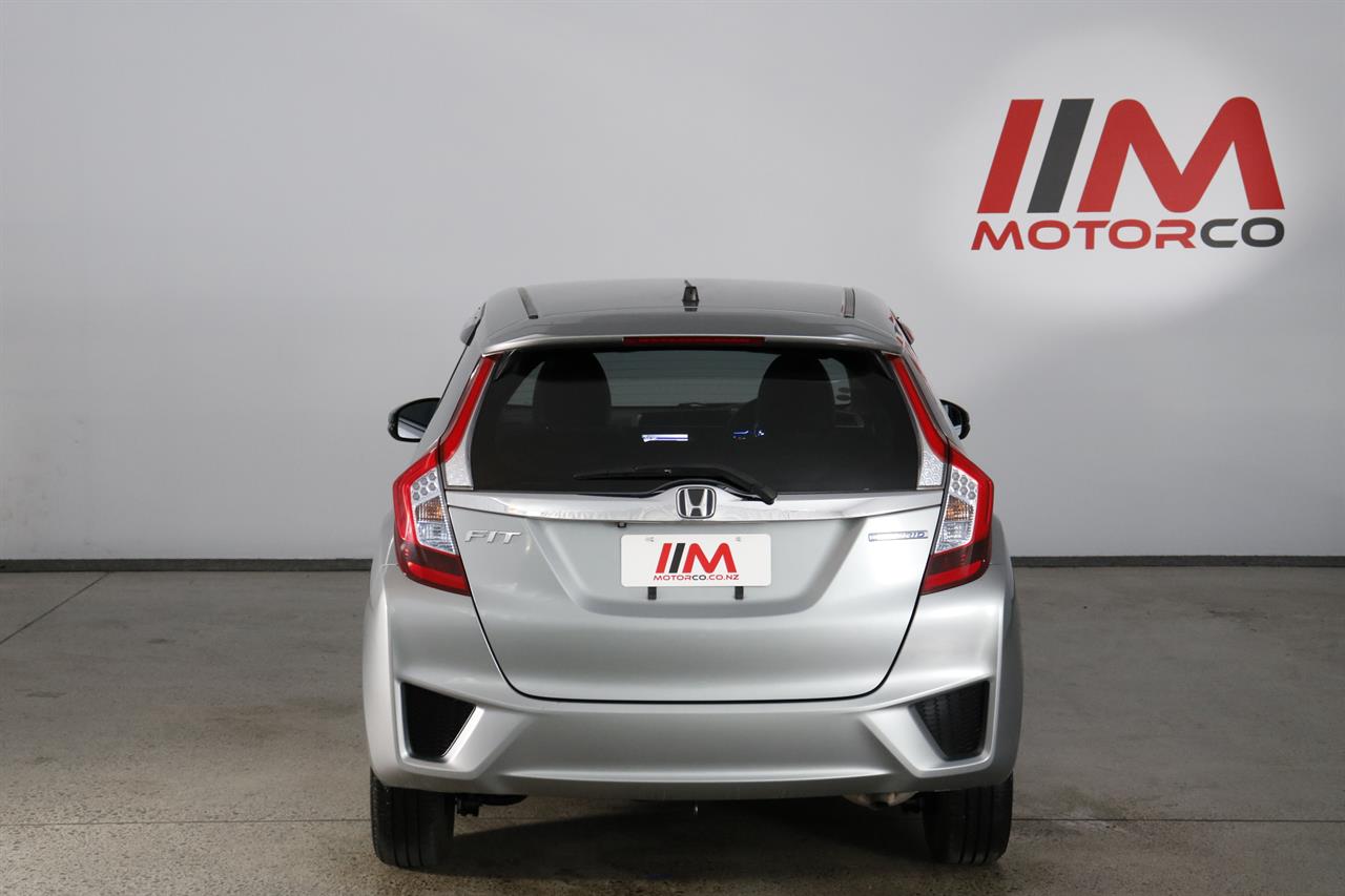 Honda Fit Hybrid stock #32570