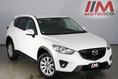 Image of a Pearl used Mazda CX-5 stock #32566 2012 stock number 32566