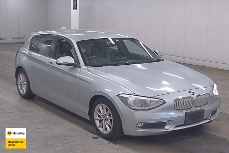 Image of a Silver used BMW 116i stock #32688 2011 stock number 32688