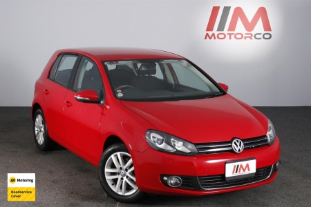 Image of a Red used Volkswagen Golf stock #32071 2012 stock number 32071