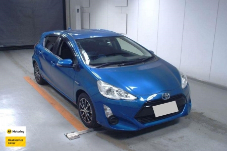 Image of a Blue used Toyota Aqua stock #32936 2015 stock number 32936
