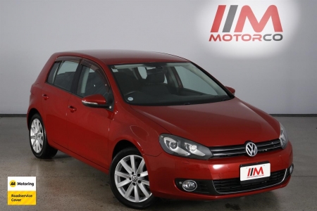 Image of a Orange used Volkswagen Golf stock #32387 2011 stock number 32387