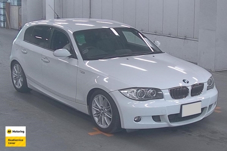 Image of a White used BMW 130i stock #33132 2009 stock number 33132