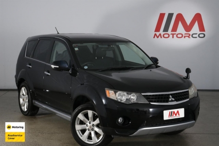 Image of a Black used Mitsubishi Outlander stock #32644 2010 stock number 32644