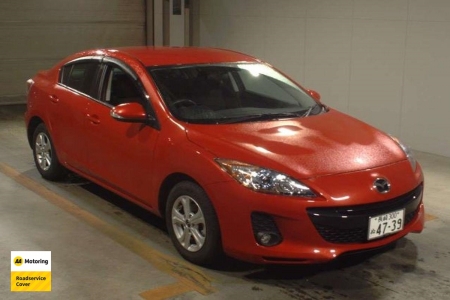 Image of a Red used Mazda Axela stock #33126 2013 stock number 33126