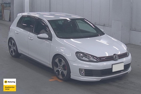 Image of a White used Volkswagen Golf stock #33064 2011 stock number 33064