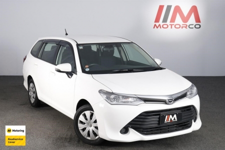 Image of a White used Toyota Corolla stock #32047 2015 stock number 32047