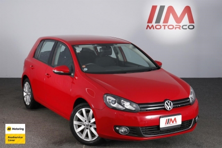 Image of a Red used Volkswagen Golf stock #32030 2012 stock number 32030