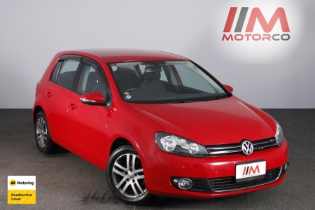 Image of a Red used Volkswagen Golf stock #32088 2011 stock number 32088