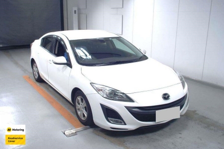 Image of a Pearl used Mazda Axela stock #32895 2009 stock number 32895