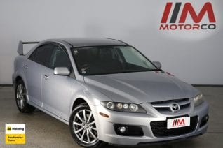 Image of a Silver used Mazda Atenza stock #32715 2006 stock number 32715