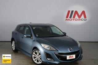 Image of a Blue used Mazda Axela stock #32709 2010 stock number 32709