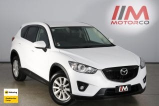 Image of a Pearl used Mazda CX-5 stock #32580 2012 stock number 32580