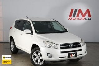 Image of a Pearl used Toyota RAV 4 stock #32735 2012 stock number 32735