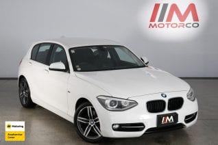 Image of a White used BMW 120i stock #32361 2011 stock number 32361