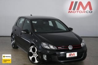 Image of a Black used Volkswagen Golf stock #32432 2010 stock number 32432