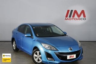 Image of a Blue used Mazda Axela stock #32764 2010 stock number 32764