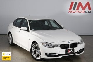 Image of a White used BMW 328i stock #32540 2012 stock number 32540