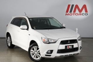 Image of a Pearl used Mitsubishi RVR stock #32584 2012 stock number 32584
