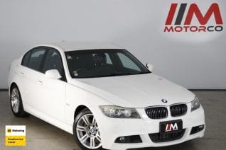 Image of a White used BMW 335i stock #32877 2010 stock number 32877