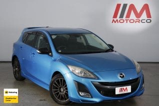 Image of a Blue used Mazda Axela stock #32678 2010 stock number 32678
