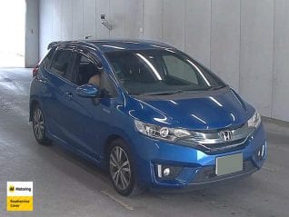 Image of a Blue used Honda Fit Hybrid stock #33117 2014 stock number 33117