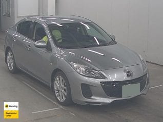 Image of a Silver used Mazda Axela stock #33034 2012 stock number 33034