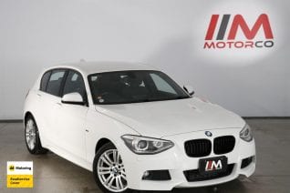 Image of a White used BMW 120i stock #32695 2013 stock number 32695