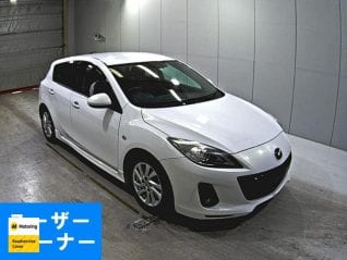 Image of a Pearl used Mazda Axela stock #33166 2012 stock number 33166