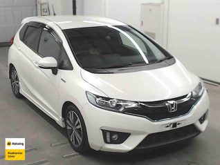 Image of a Pearl used Honda Fit Hybrid stock #34464 2016 stock number 34464