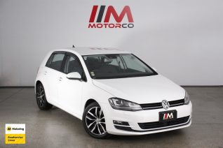 Image of a White used Volkswagen Golf stock #34275 2013 stock number 34275