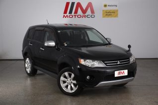 Image of a Black used Mitsubishi Outlander stock #34522 2011 stock number 34522