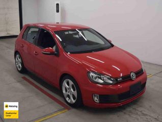 Image of a Red used Volkswagen Golf stock #34339 2010 stock number 34339