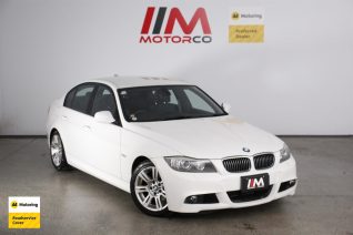 Image of a White used BMW 325i stock #34626 2010 stock number 34626